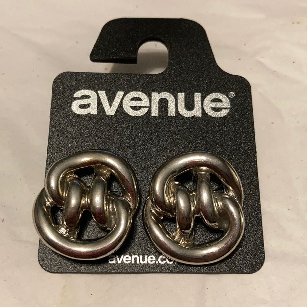 Silver AVENUE Earrings